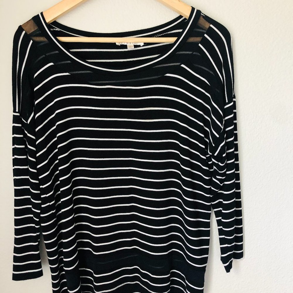 Soft and Cozy Loose-Fitting Top with Sheer Detail